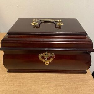Vintage glossy mahogany wood jewelry box